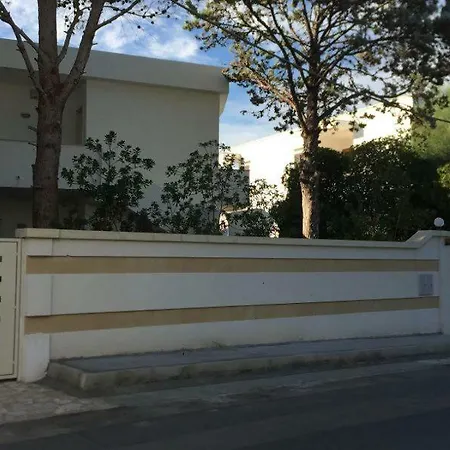 Holiday home Ginestre